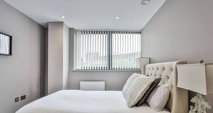 2 Bedroom Self-Contained Flat - 2 beds, 2 baths