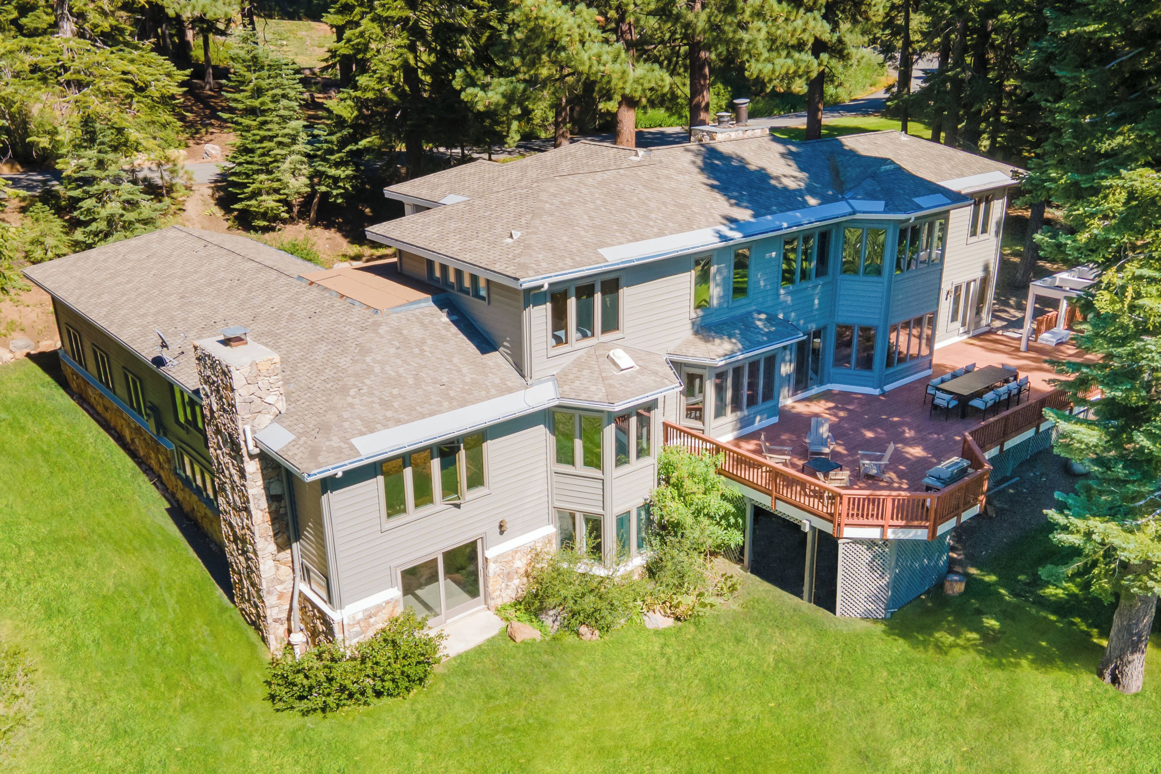 Tahoe Star by AvantStay | 7mins to Incline Village, Luxe Mansion
