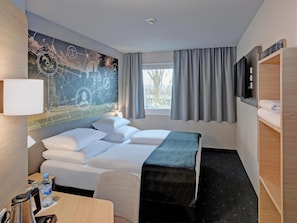 1 bedroom, blackout curtains, soundproofing, free WiFi