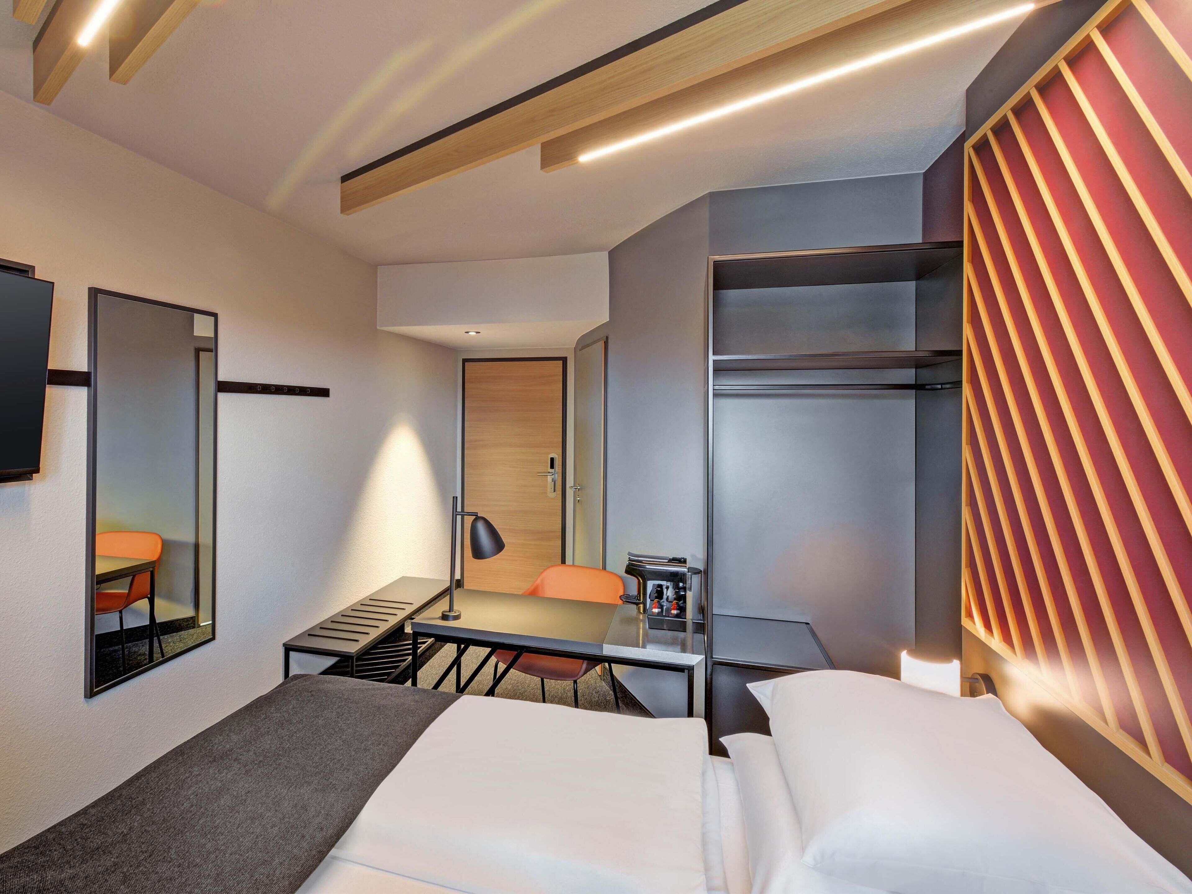 Habitación doble Premium | Cortinas blackout, insonorización y wifi gratis 