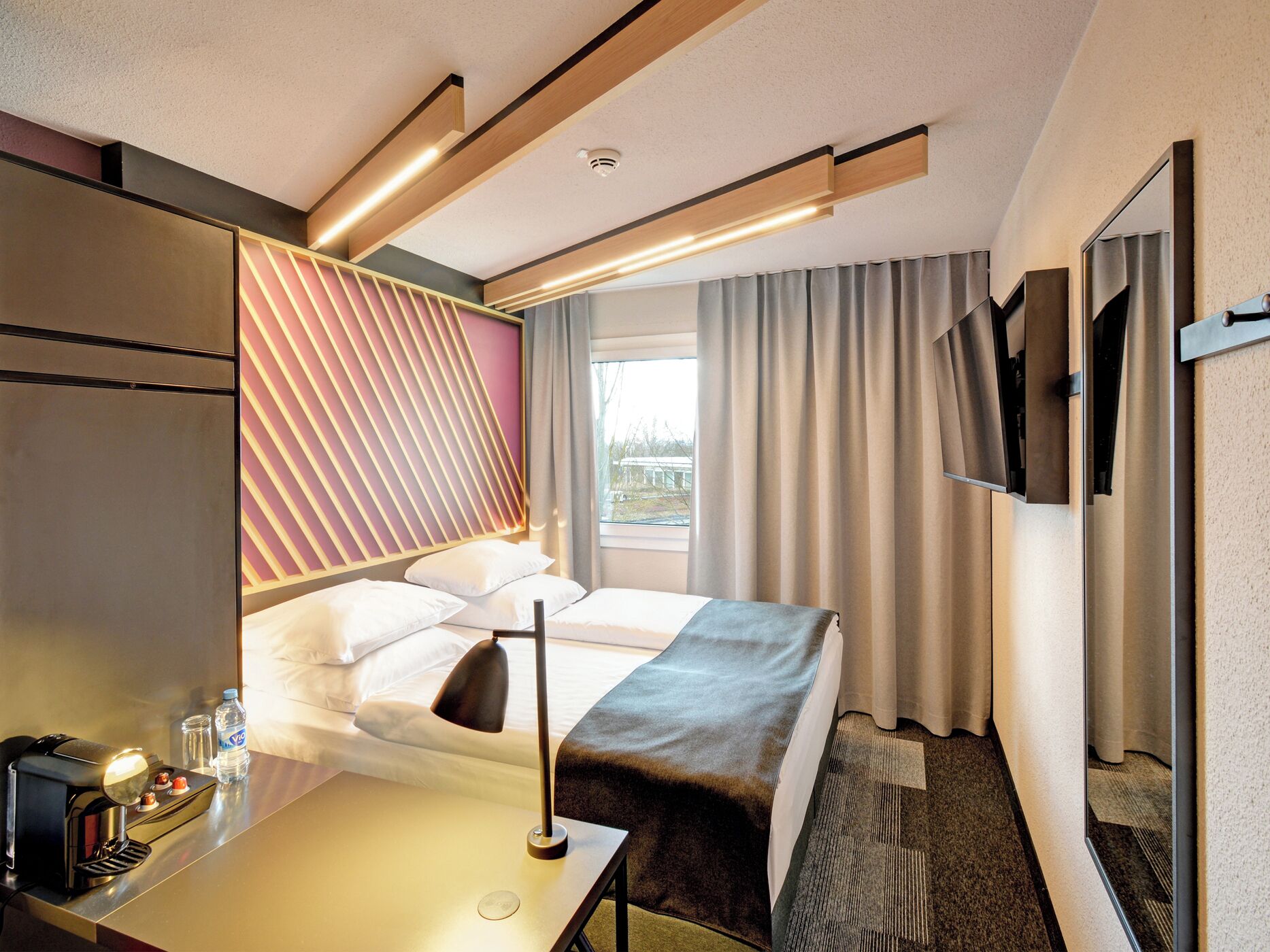 Dobbeltrom – premium | Blendingsgardiner, lydisolert og wi-fi (inkludert)