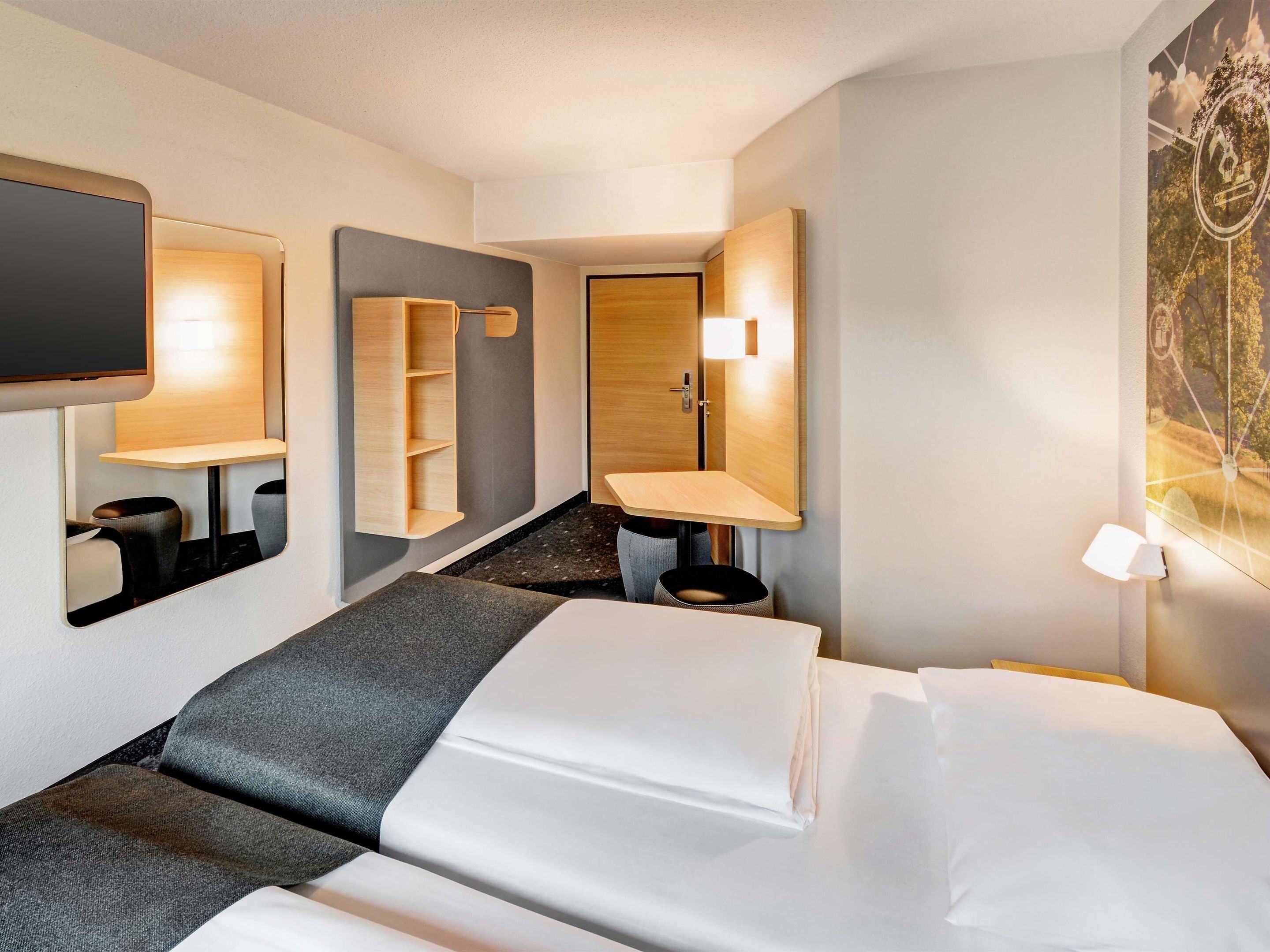 Twin Room | Blackout curtains, soundproofing, free WiFi