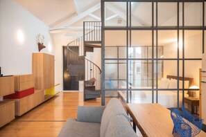 Interior - CHARMY STUDIO PORTO - Charming apartment with balcony located in the center of Porto (Porto)