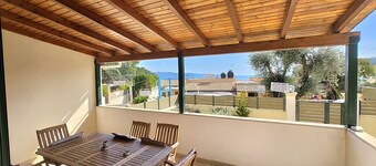 Your Perfect Getaway – A Two-Bedroom Haven Just Steps from Kalami Bay