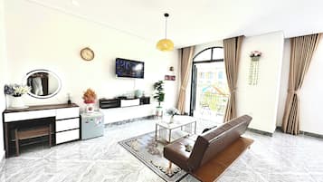 Luxury Quadruple Room, Balcony, Beach View | Minibar, desk, soundproofing, free WiFi