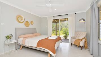 3 bedrooms, iron/ironing board, free WiFi