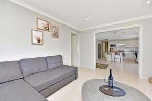 Smart TV, fireplace, offices