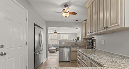 Sunstone Ranch - Ranch Home + Pet Friendly