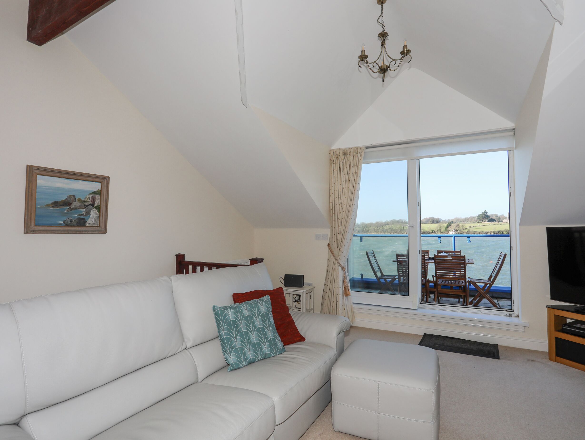 Cottage | Living area