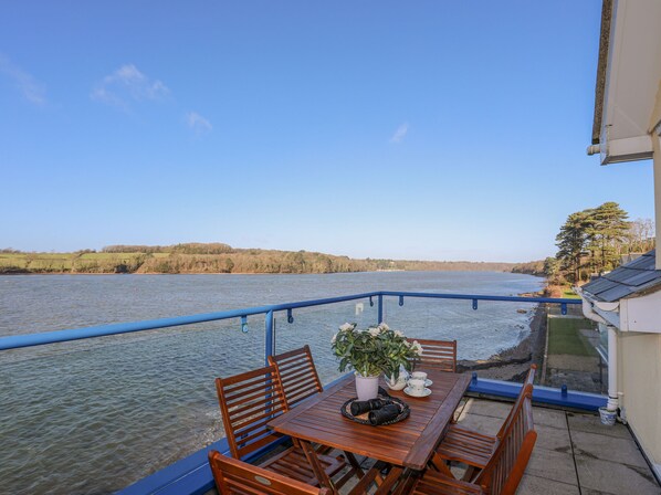 平房 | 室外用餐