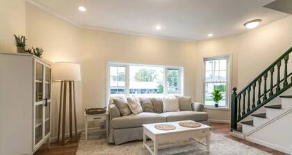 5BR/4.5BA | Home in the Heart of Sylvan Beach!