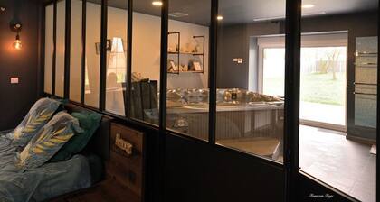 Loft industriel avec Spa, Sauna et Hammam en Touraine â Jardin clos et Ă©quipements haut de gamme