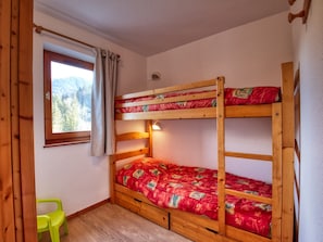 2 bedrooms, free WiFi