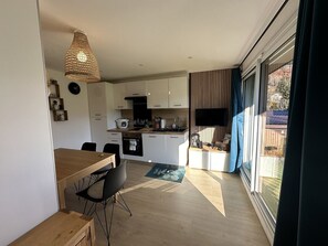 Micro-ondes, lave-vaisselle, grille-pain