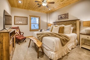 3 bedrooms, iron/ironing board, travel crib, WiFi