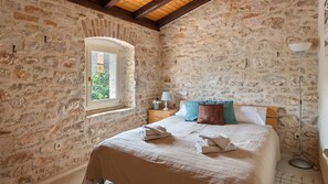 2 bedrooms, iron/ironing board, free WiFi, bed sheets - Villa Casa Tessa by Villas Guide (Tar)