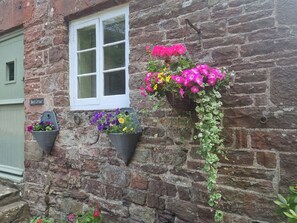 Cottage | Exterior detail - Anvil Cottage (Blakeney)