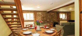 แอนวิล คอทเทจ