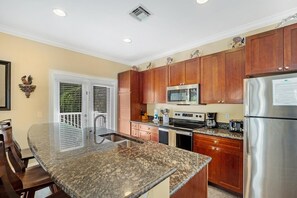 Fridge, microwave, oven, stovetop - Private Pool Home: 4BR/2.5BA Sanctuary Village Villa 7222 (Duck Key)