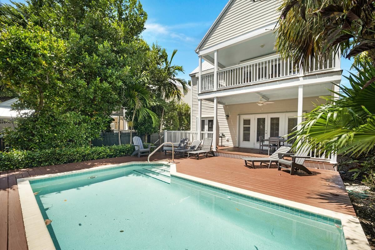 Private Pool Home: 4BR/2.5BA Sanctuary Village Villa 7222