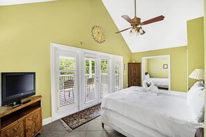 4 bedrooms, iron/ironing board, WiFi, bed sheets - Private Pool Home: 4BR/2.5BA Sanctuary Village Villa 7222 (Duck Key)
