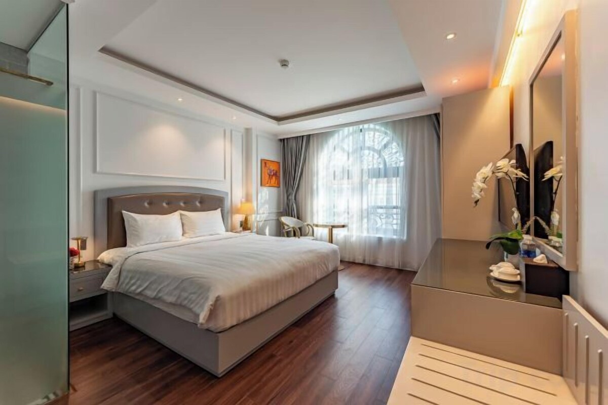1 dormitorio, colchones con acolchado adicional, escritorio
