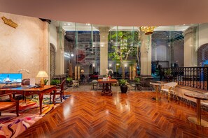 Reception - Golden Star Hotel & Apartment (Ho Chi Minh City)