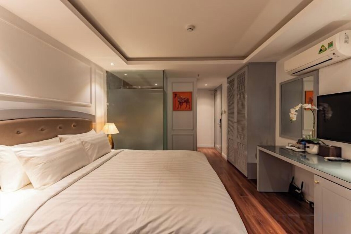 1 dormitorio, colchones con acolchado adicional, escritorio