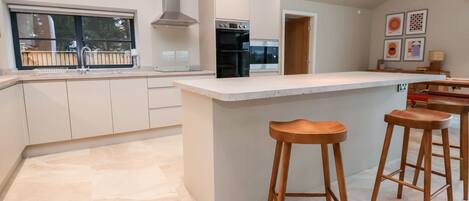 Fridge, dishwasher, electric kettle, toaster