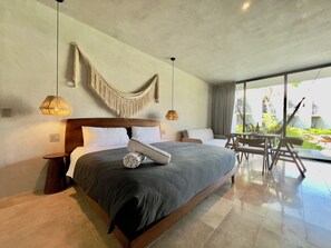 Caja de seguridad en la habitación, wifi gratis y ropa de cama 