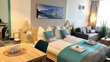 Apartment, 1 Bedroom, Smoking, Mountain View | 1 bedroom