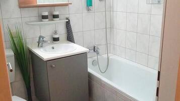 Apartment, 1 Bedroom, Smoking, Mountain View | Bathroom | Toilet paper