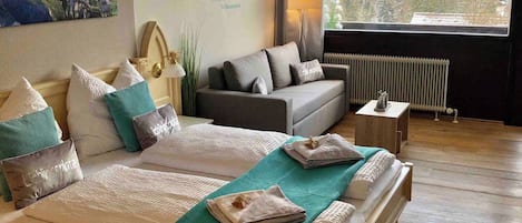Apartment, 1 Bedroom, Smoking, Mountain View | 1 bedroom