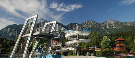 Apartment, 1 Bedroom, Smoking, Mountain View | Pool