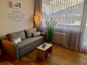 Lejlighed - 1 soveværelse - ryger - bjergudsigt | Opholdsområde