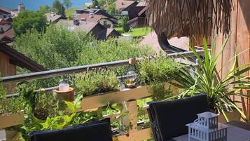 Apartment, 1 Bedroom, Smoking, Terrace | Outdoor dining