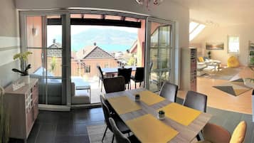 Apartment, 1 Bedroom, Smoking, Terrace | Dining