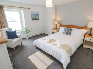 3 habitaciones, decoración personalizada y muebles diferentes 