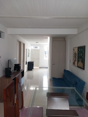 Interior - Apartamento Nuevo 3 Habitaciones 2 Baños (Cali)