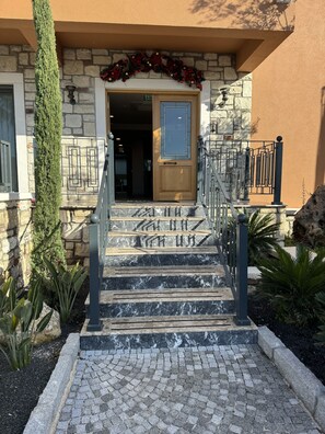 Fachada da propriedade