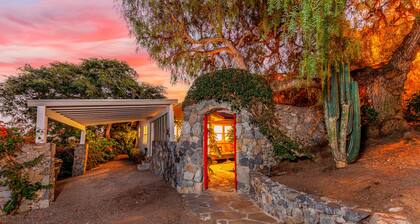 Private Oasis - Outdoor Living, Pool, Spa