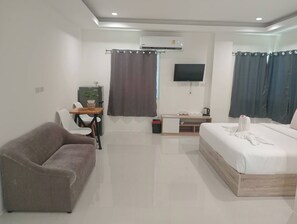 Firemannsrom – familie | Skrivebord, wi-fi (inkludert) og sengetøy