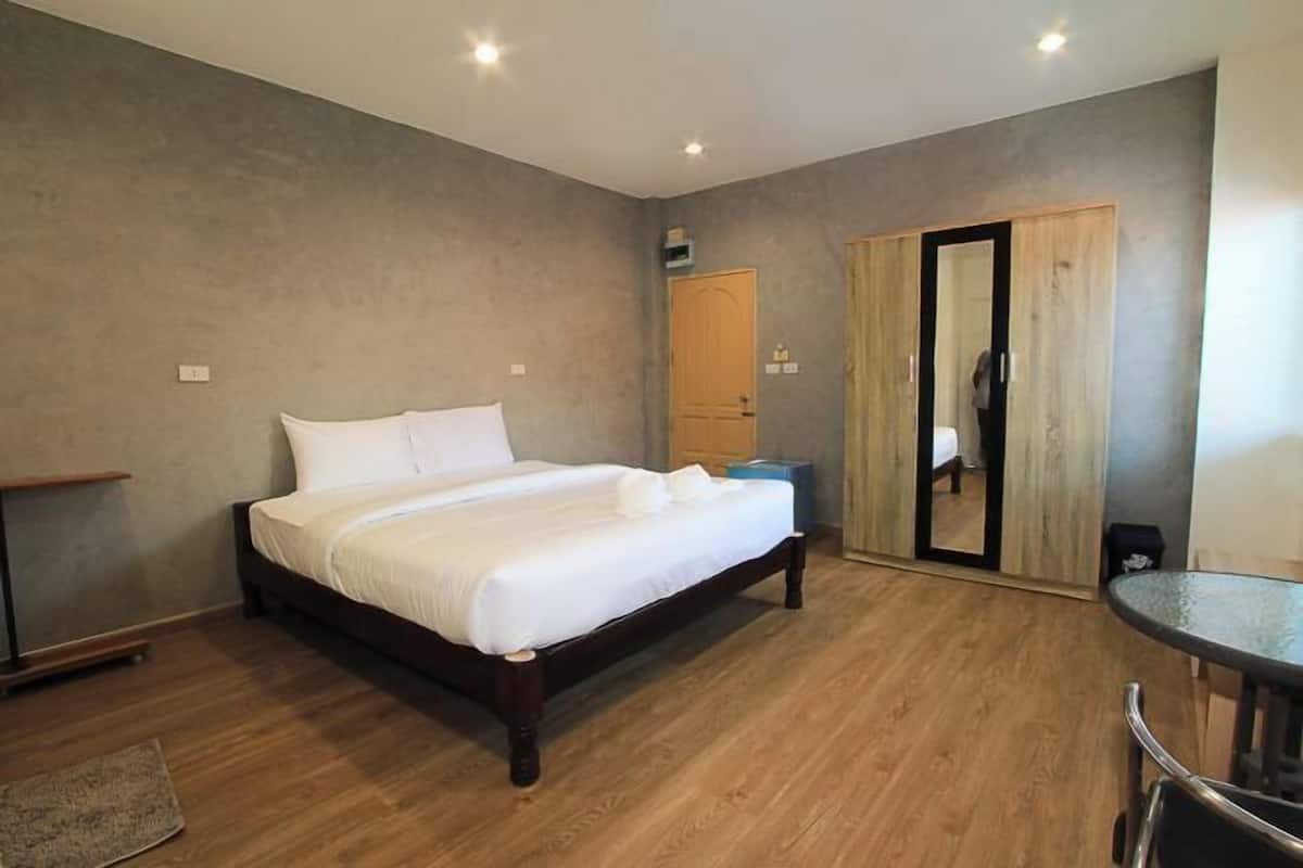 1 chambre, bureau, accès au Wi-Fi (inclus), literie fournie