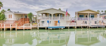 Canalfront Port Isabel Cottage: 5 Mi to Beach!