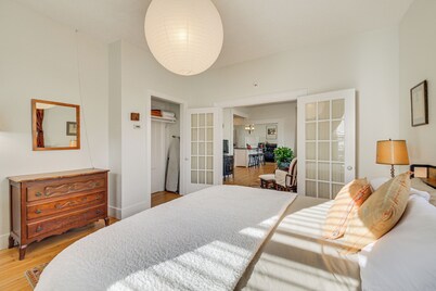 Tasteful Gardiner Triplex Near Downtown Augusta!