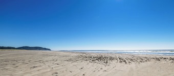Sweet Seaview Home: Near Beach & Trailhead!