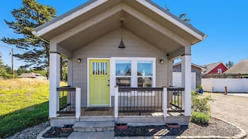 House (2 Bedrooms) | Front of property