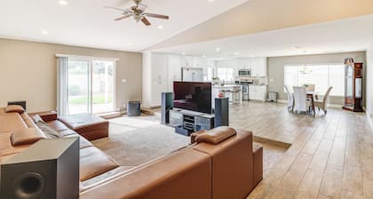 12 Mi to Old Town: Home w/ Patio & Yard Space