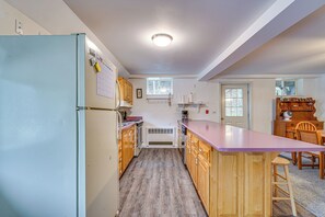 House (5 Bedrooms) | Interior