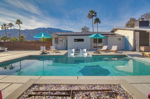 Pet-friendly Palm Springs Oasis w/ Private Pool!